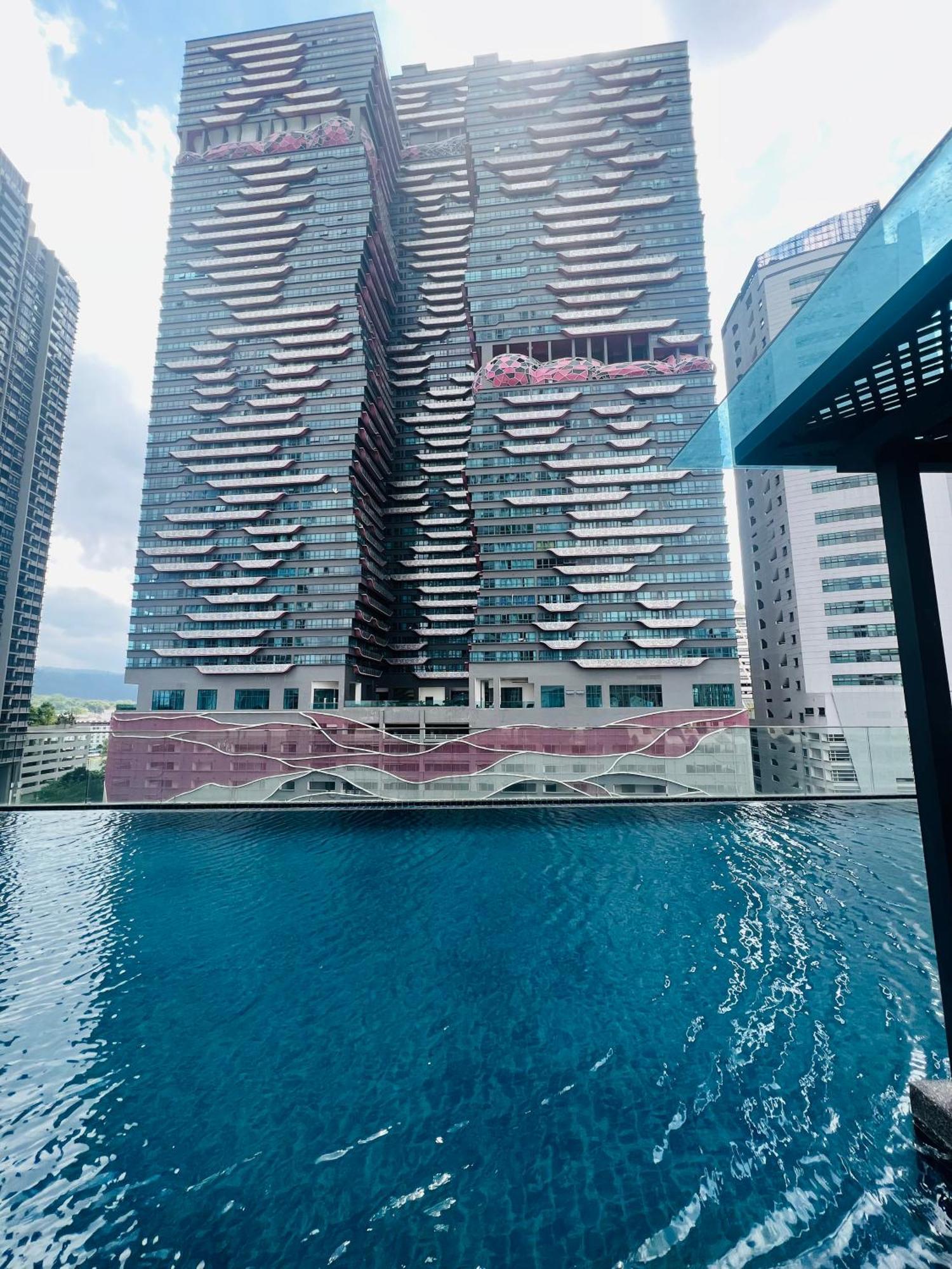Reizz Residence By D'Amour Kuala Lumpur Esterno foto