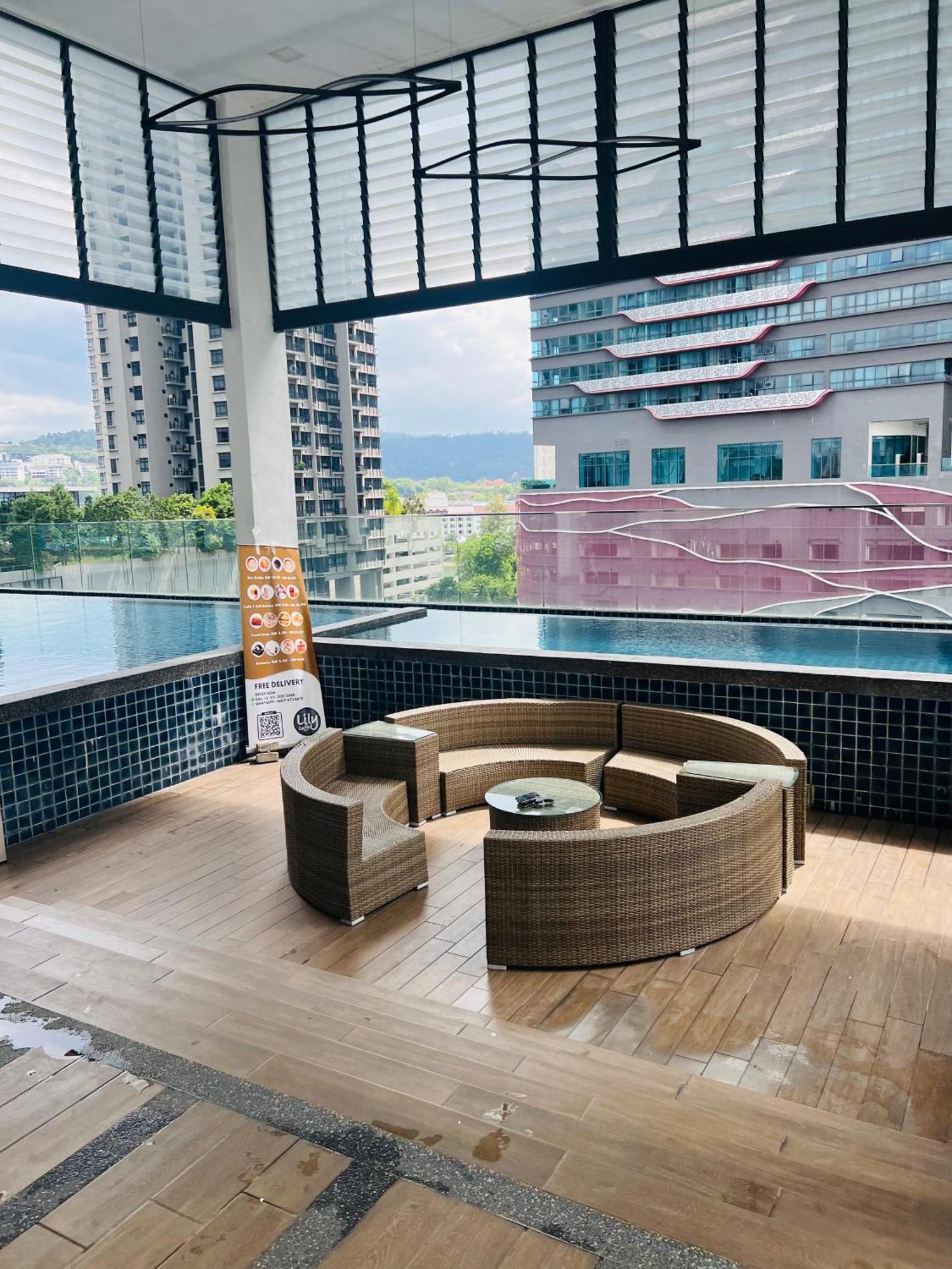 Reizz Residence By D'Amour Kuala Lumpur Esterno foto